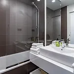 Lm10Bb- Modern Living With Large Sunny Terrace Апартаменты