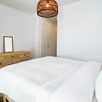 Lm10Bb- Modern Living With Large Sunny Terrace Апартаменты Эстепона