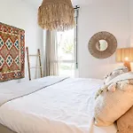Lm10Bb- Modern Living With Large Sunny Terrace 公寓