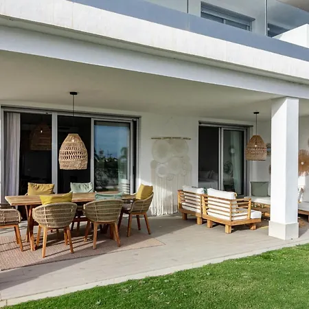 Lm10Bb- Modern Living With Large Sunny Terrace Эстепона