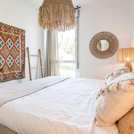 Lm10bb- Modern Living With Large Sunny Terrace Apartamento