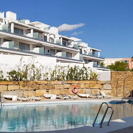 Apartamento Lm10bb- Modern Living With Large Sunny Terrace Estepona